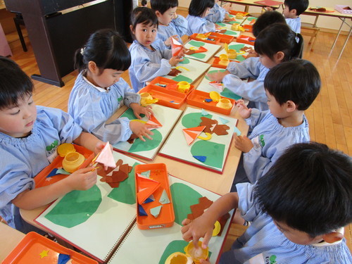 くにとう幼稚園のせんせいブログ あめふりくまのこ